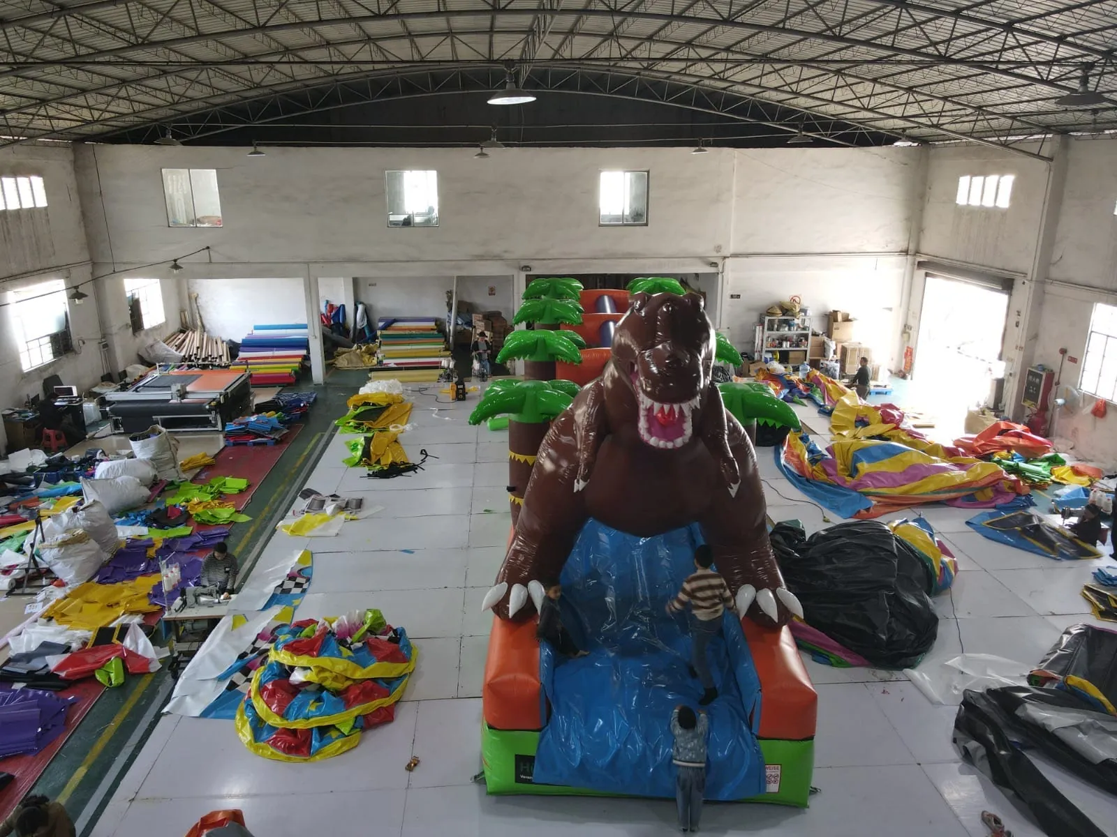 Dino Wasserrutsche Bild 4
