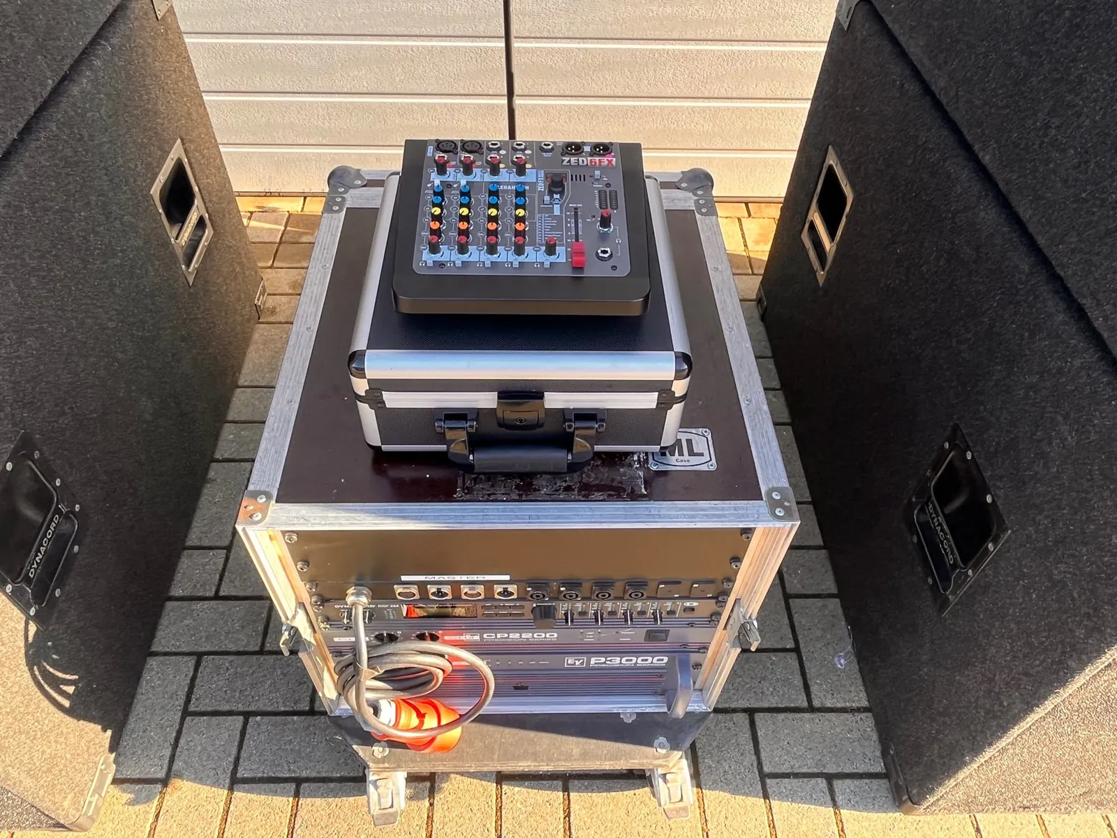 Dynacord F120 / 4x F18 System Bild 3