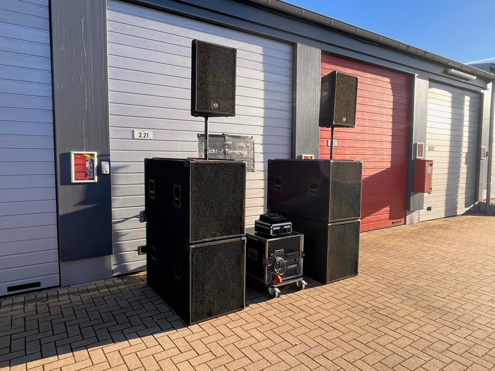 Dynacord F120 / 4x F18 System