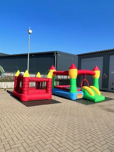 2er Set Hüpfburg