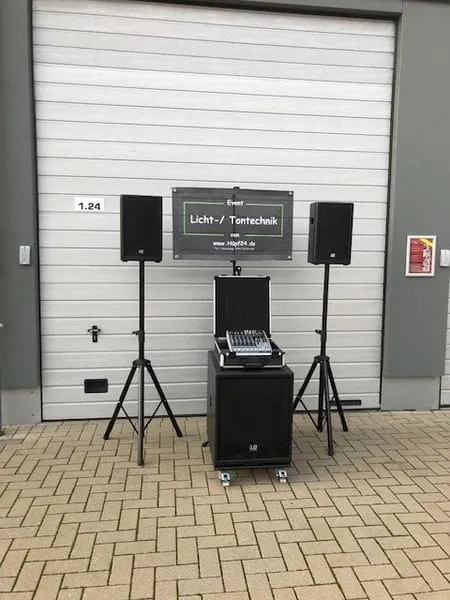 Komplettpaket Nr. 2: Musikanlage Größe 2 + Lichtpaket 3 Bild 2