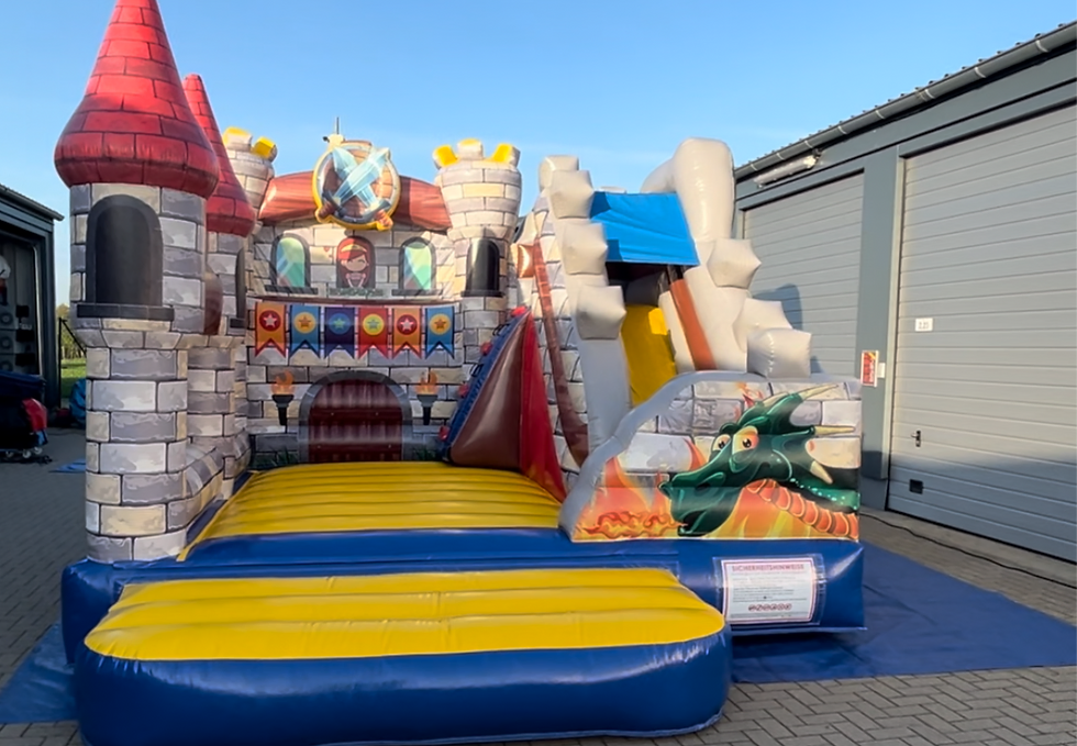 Drachenfestung Hüpfburg