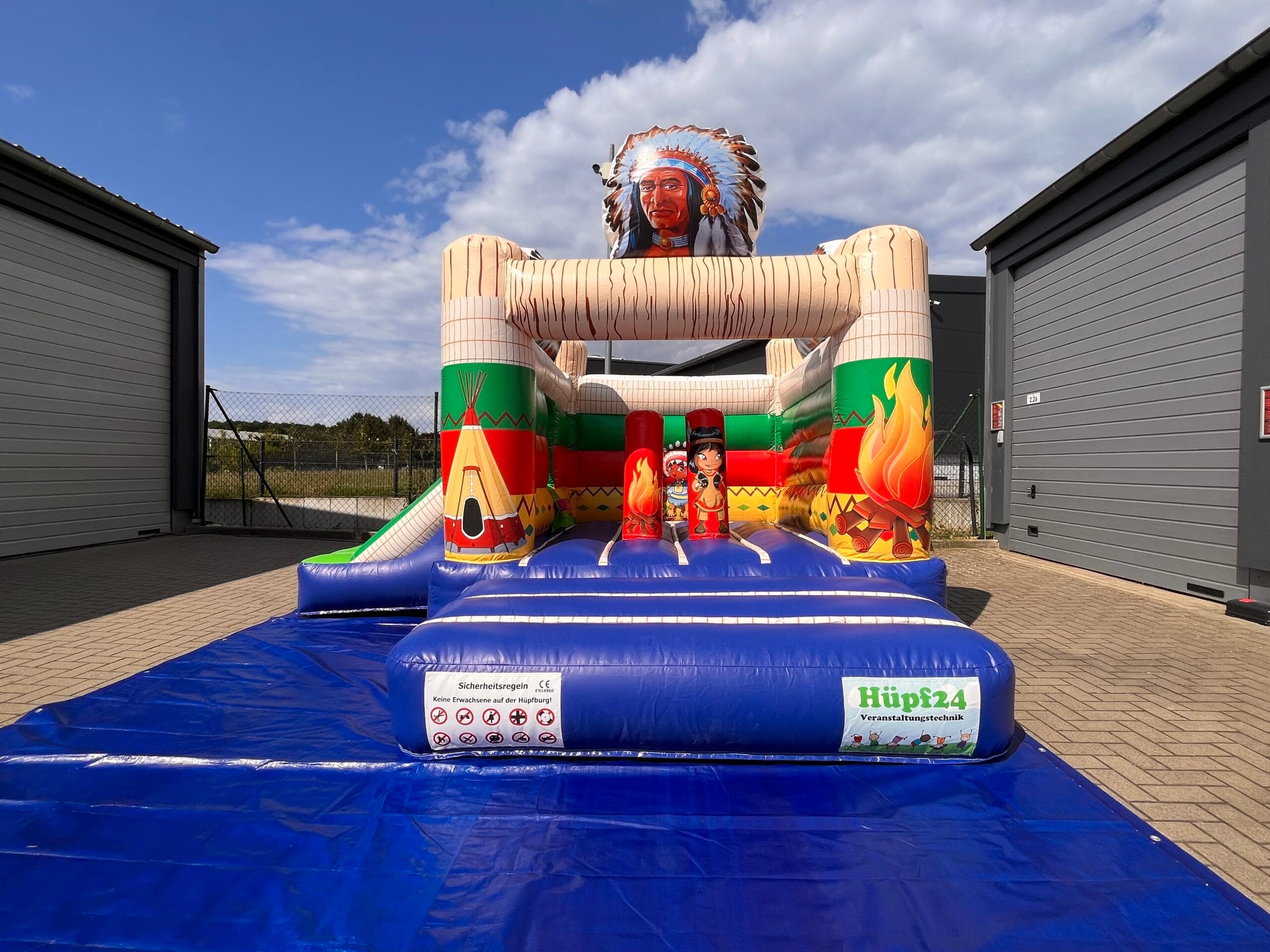 Indianer Hüpfburg