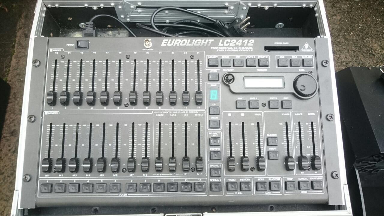 Lichtpult Behringer LC 2412